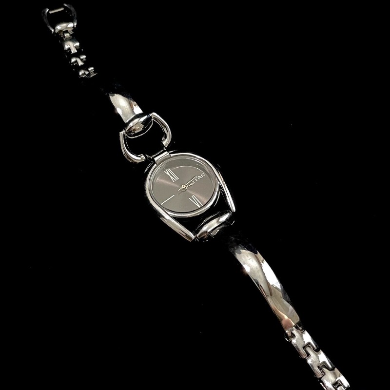 Moments Watches & Jewelry Vaughan Mills - นาฬิกาวินเทจ รุ่นโรซี่โกลว์โมเมนท์