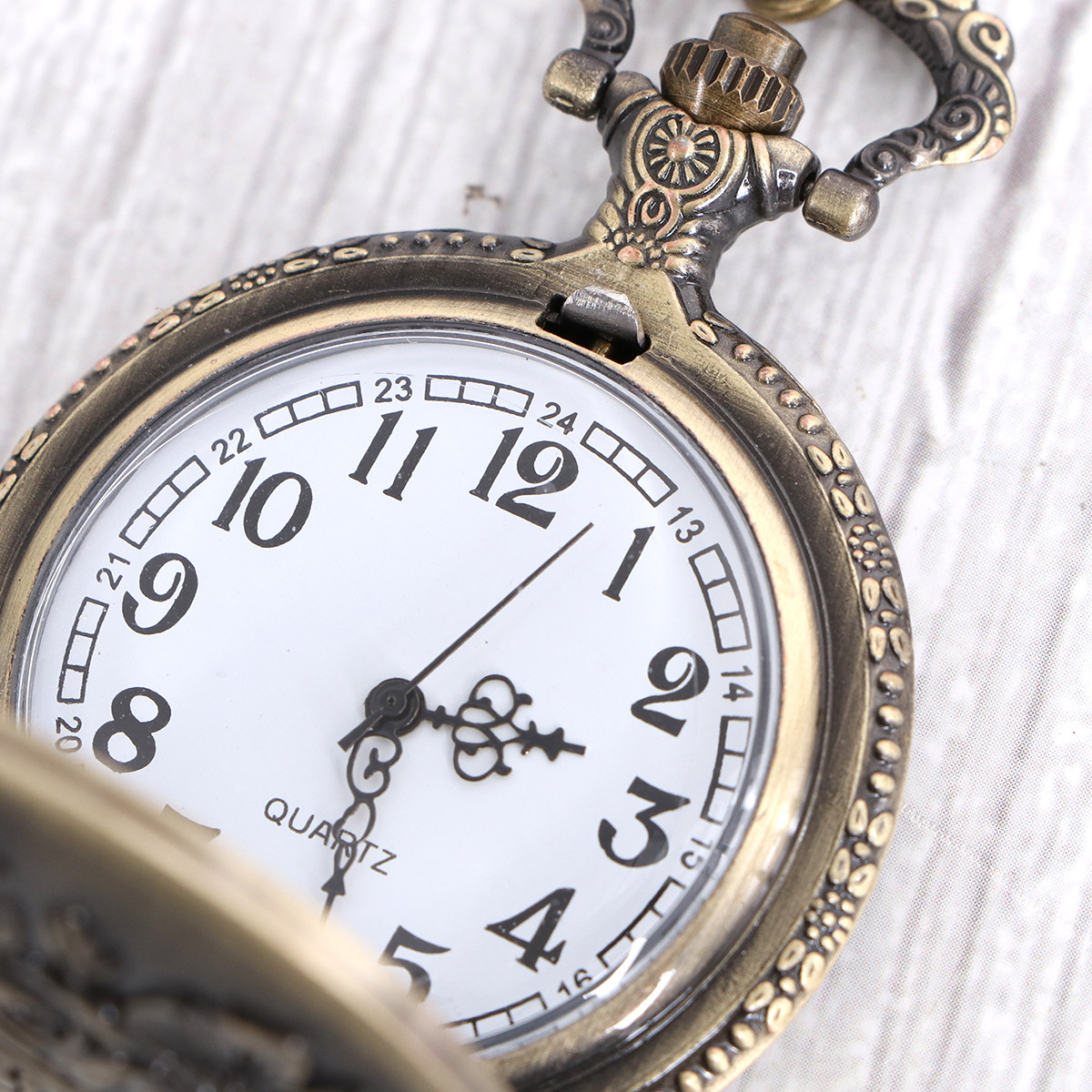 สร้อยคอจี้นาฬิกาลายดอกไม้สไตล์ - Unique Jewelry Watches บทวิจารณ์และราคา